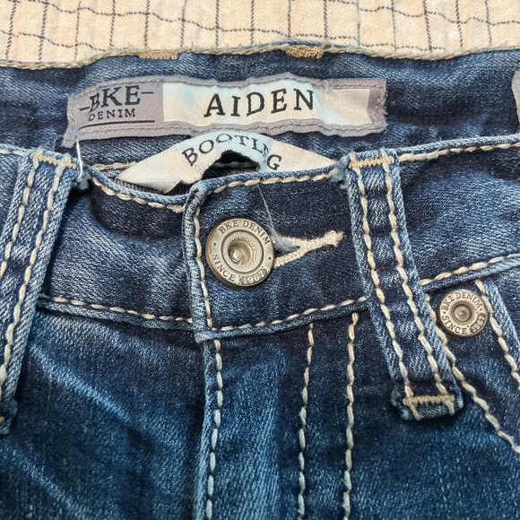BKE denim Aiden bootleg Women stonewashed jeans 27s 28 inch inseam stitch design - Picture 3 of 11